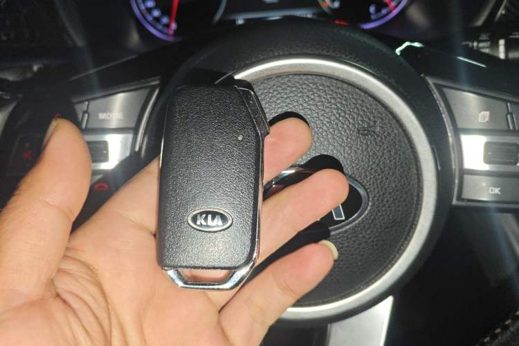 Used Kia Sportage R 2018 2.0L Automatic Smart Luxury Version China V Standard Vehicle Key