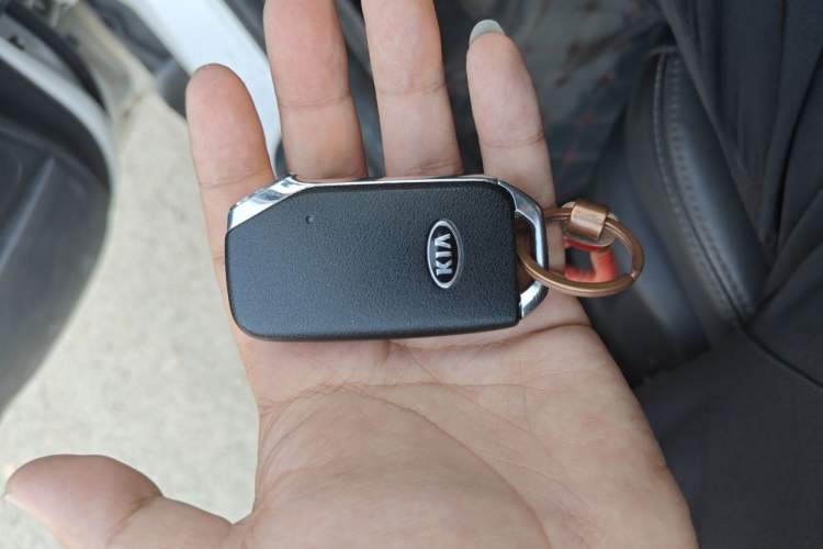 Used Kia Sportage R 2018 2.0L Automatic Smart Luxury Version China V Standard Vehicle Key