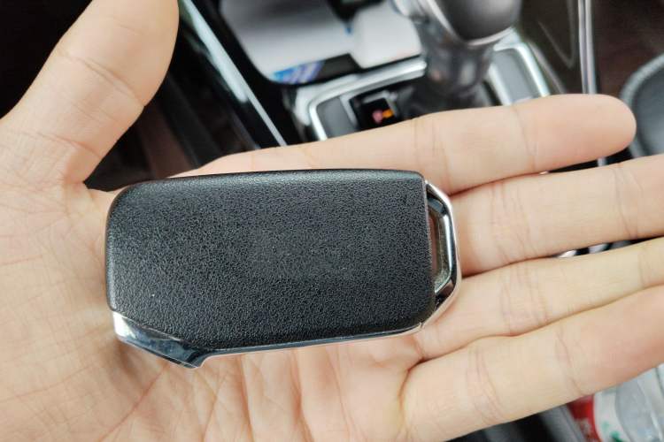 Used Kia Sportage R 2018 2.0L Automatic Smart Luxury Version China V Standard Vehicle Key