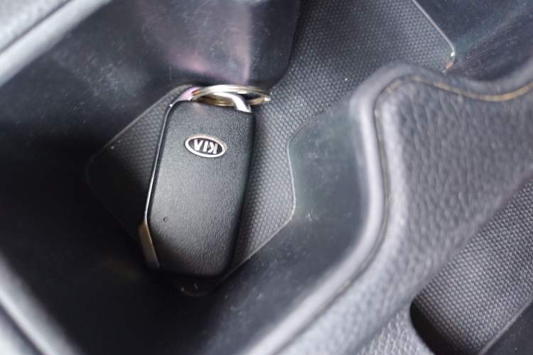 Used Kia Sportage R 2018 2.0L Automatic Smart Luxury Version China V Standard Vehicle Key