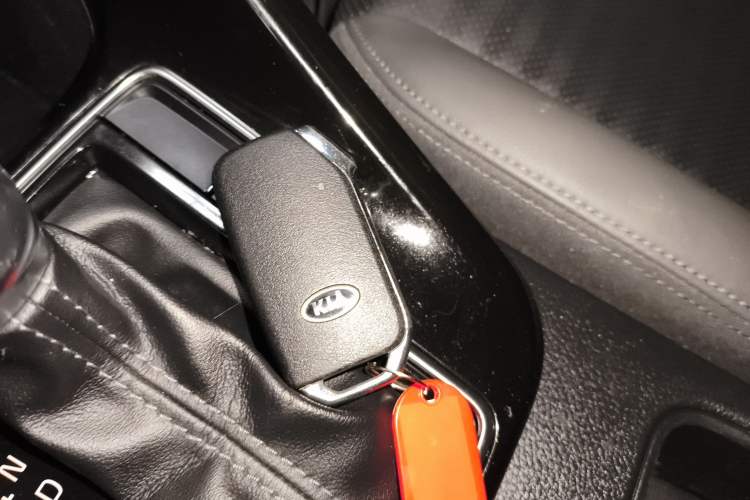 Used Kia Sportage R 2018 2.0L Automatic Smart Luxury Version China V Standard Vehicle Key