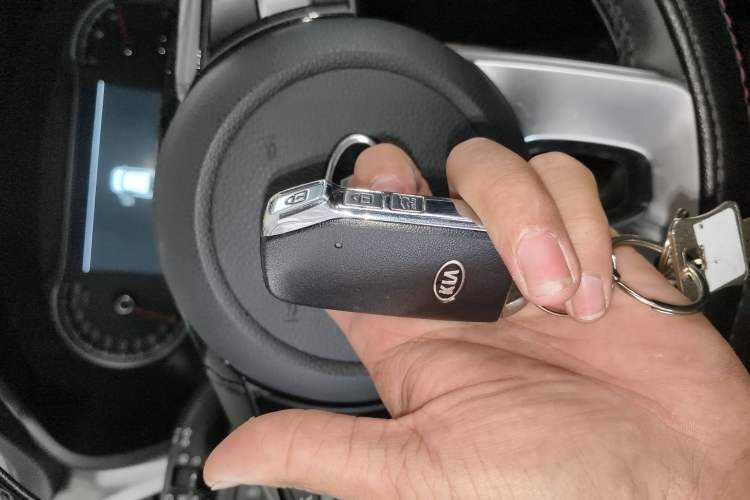 Used Kia Sportage R 2018 2.0L Automatic Smart Luxury Version China V Standard Vehicle Key