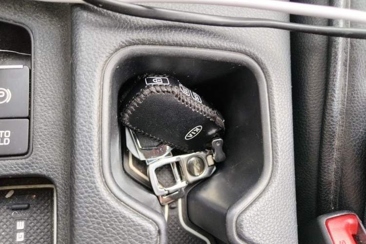 Used Kia Sportage R 2018 2.0L Automatic Smart Luxury Version China V Standard Vehicle Key