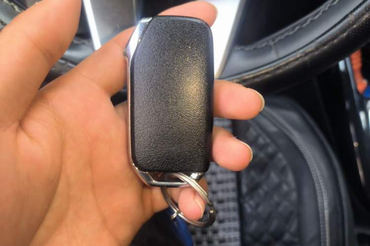 Used Kia Sportage R 2018 2.0L Automatic Smart Luxury Version China V Standard Vehicle Key