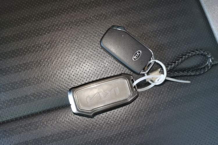 Used Kia Sportage R 2018 2.0L Automatic Smart Luxury Version China V Standard Vehicle Key