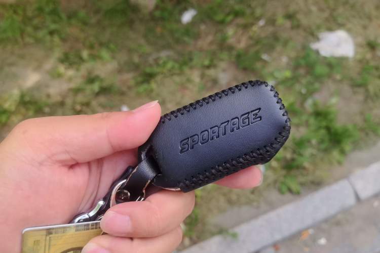 Used Kia Sportage R 2018 2.0L Automatic Smart Luxury Version China V Standard Vehicle Key