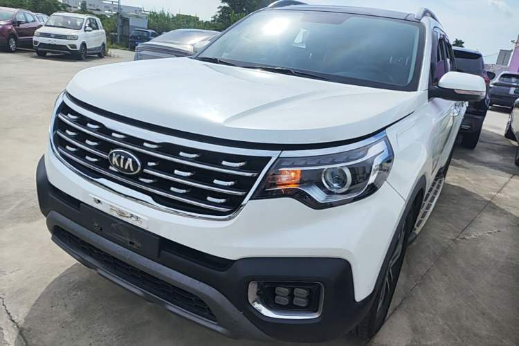 Used Kia Sportage R 2018 2.0L Automatic Smart Luxury Version China V Standard Guazi used car, China used car export, Used car for sale, Used cars, Cheapest cars for sale