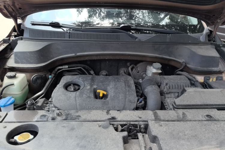 Used Kia Sportage R 2018 2.0L Automatic Smart Luxury Version China V Standard Engine Bay