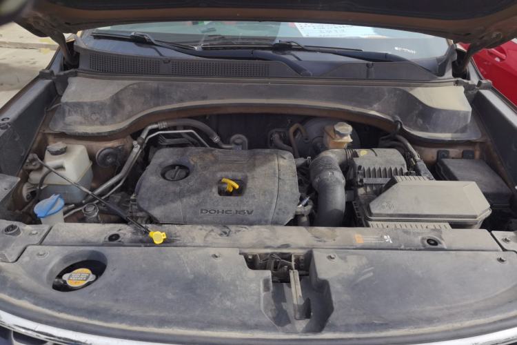 Used Kia Sportage R 2018 2.0L Automatic Smart Luxury Version China V Standard Engine Bay