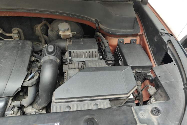 Used Kia Sportage R 2018 2.0L Automatic Smart Luxury Version China V Standard Engine Bay Left
