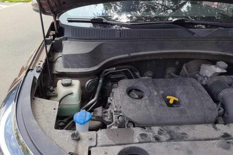 Used Kia Sportage R 2018 2.0L Automatic Smart Luxury Version China V Standard Engine Bay Right