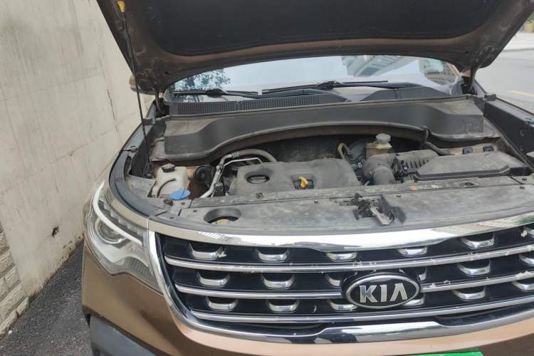 Used Kia Sportage R 2018 2.0L Automatic Smart Luxury Version China V Standard Engine Bay Right