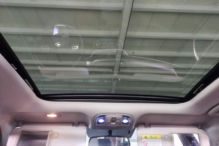 Used Kia Sportage R 2018 2.0L Automatic Smart Luxury Version China V Standard Headliner