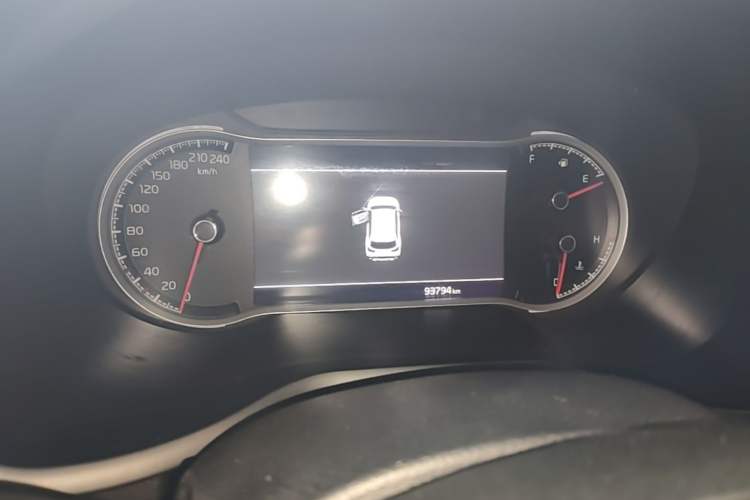 Used Kia Sportage R 2018 2.0L Automatic Smart Luxury Version China V Standard Instrument Cluster