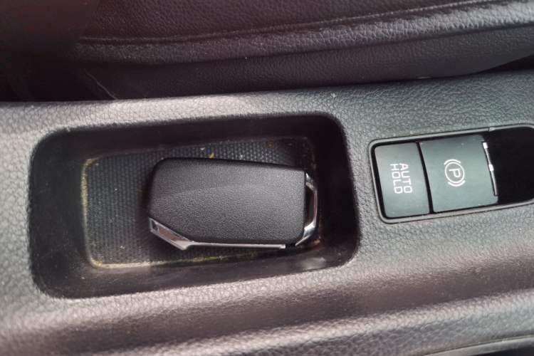 Used Kia Sportage R 2018 2.0L Automatic Smart Luxury Version China V Standard Interior 1