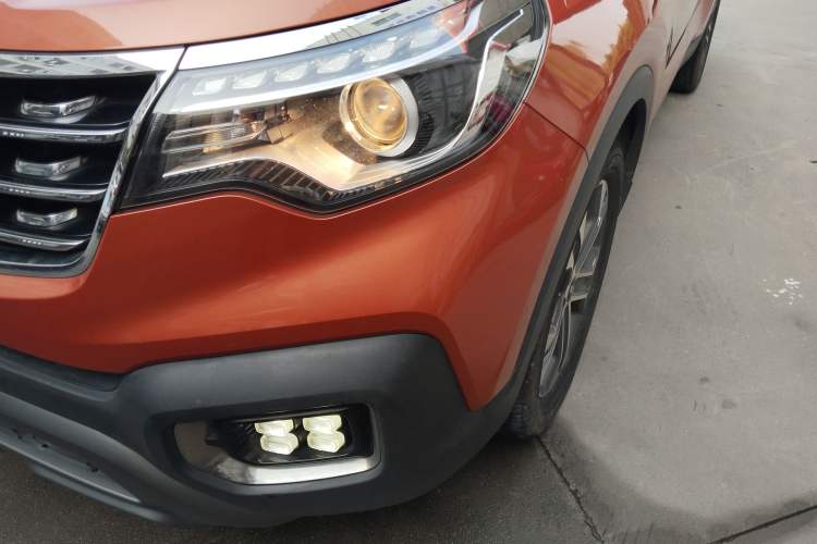 Used Kia Sportage R 2018 2.0L Automatic Smart Luxury Version China V Standard Left Front Headlight