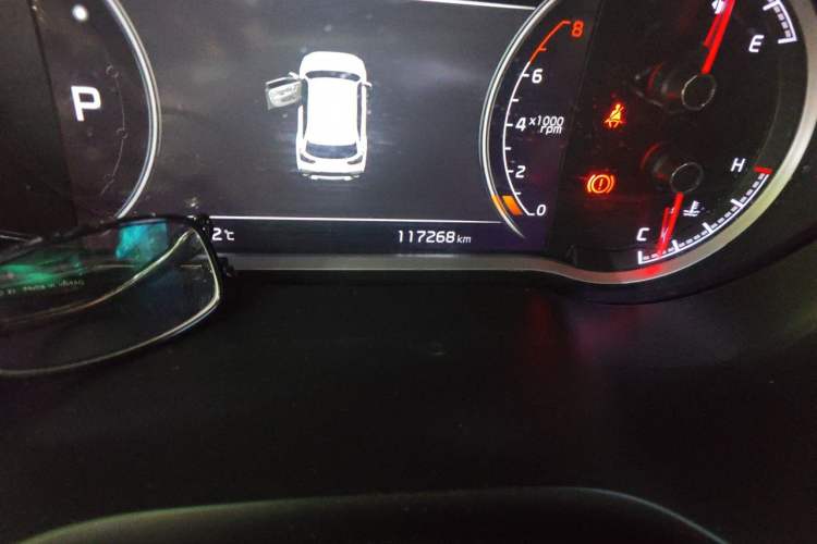 Used Kia Sportage R 2018 2.0L Automatic Smart Luxury Version China V Standard Odometer Close Up