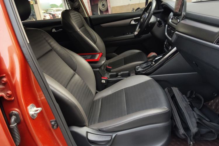 Used Kia Sportage R 2018 2.0L Automatic Smart Luxury Version China V Standard Right Front Seat