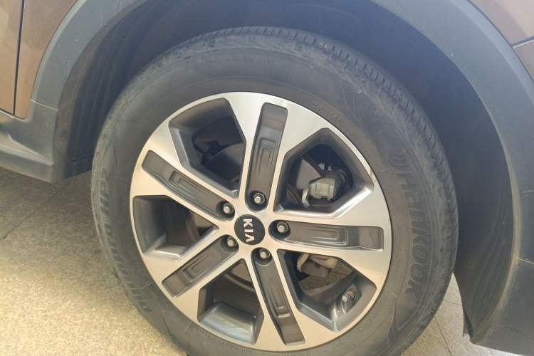 Used Kia Sportage R 2018 2.0L Automatic Smart Luxury Version China V Standard Right Front Wheel Hub