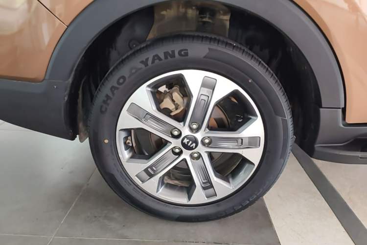 Used Kia Sportage R 2018 2.0L Automatic Smart Luxury Version China V Standard Right Rear Wheel Hub