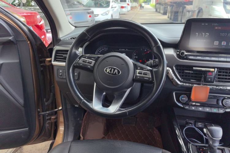 Used Kia Sportage R 2018 2.0L Automatic Smart Luxury Version China V Standard Steering Wheel