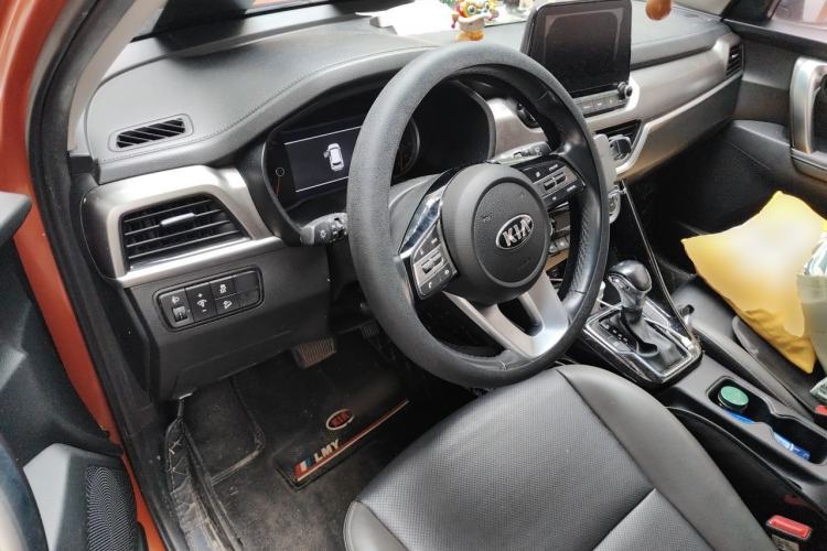 Used Kia Sportage R 2018 2.0L Automatic Smart Luxury Version China V Standard Steering Wheel