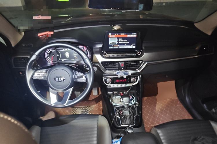 Used Kia Sportage R 2019 2.0L Automatic Smart Luxury Edition Center Console