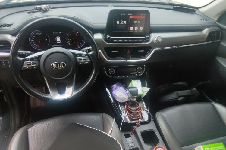 Used Kia Sportage R 2019 2.0L Automatic Smart Luxury Edition Center Console