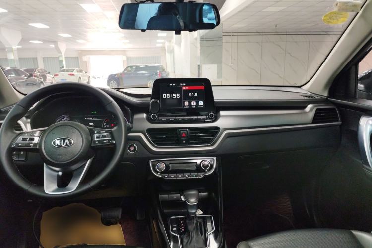 Used Kia Sportage R 2019 2.0L Automatic Smart Luxury Edition Center Console