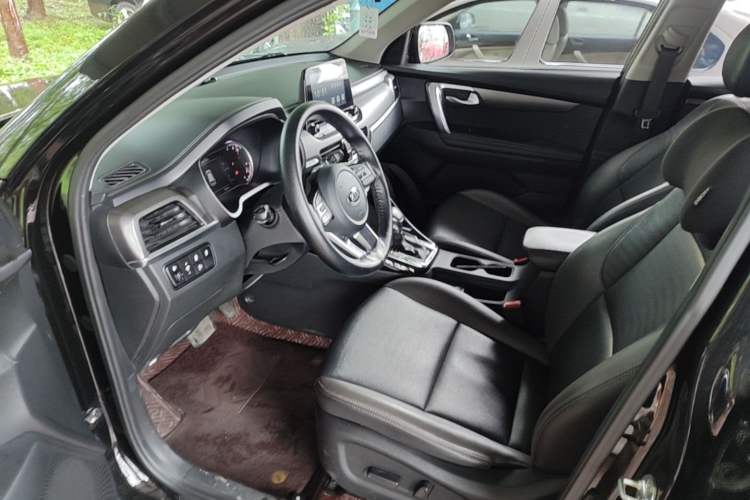 Used Kia Sportage R 2019 2.0L Automatic Smart Luxury Edition Driver Seat