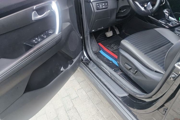 Used Kia Sportage R 2019 2.0L Automatic Smart Luxury Edition Driver Seat