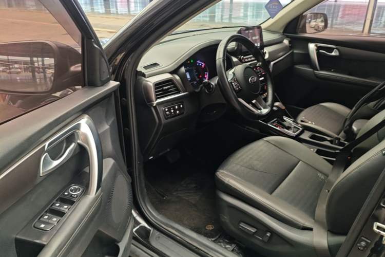 Used Kia Sportage R 2019 2.0L Automatic Smart Luxury Edition Driver Seat