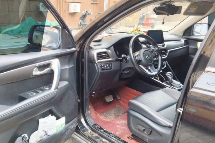 Used Kia Sportage R 2019 2.0L Automatic Smart Luxury Edition Driver Seat