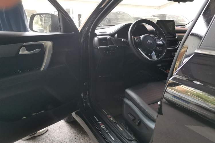 Used Kia Sportage R 2019 2.0L Automatic Smart Luxury Edition Driver Seat