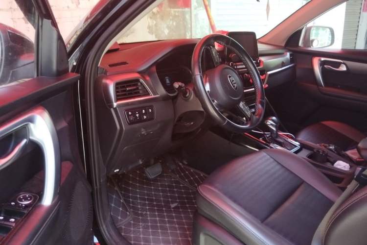 Used Kia Sportage R 2019 2.0L Automatic Smart Luxury Edition Driver Seat