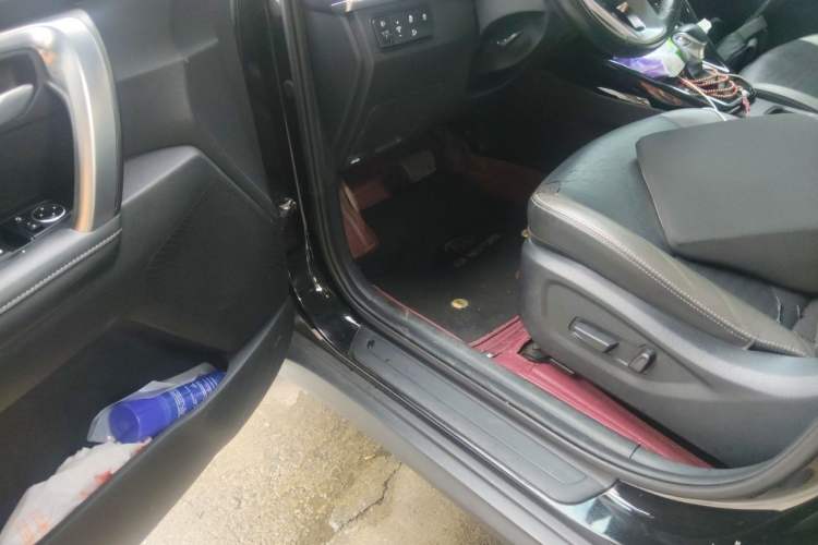 Used Kia Sportage R 2019 2.0L Automatic Smart Luxury Edition Driver Seat