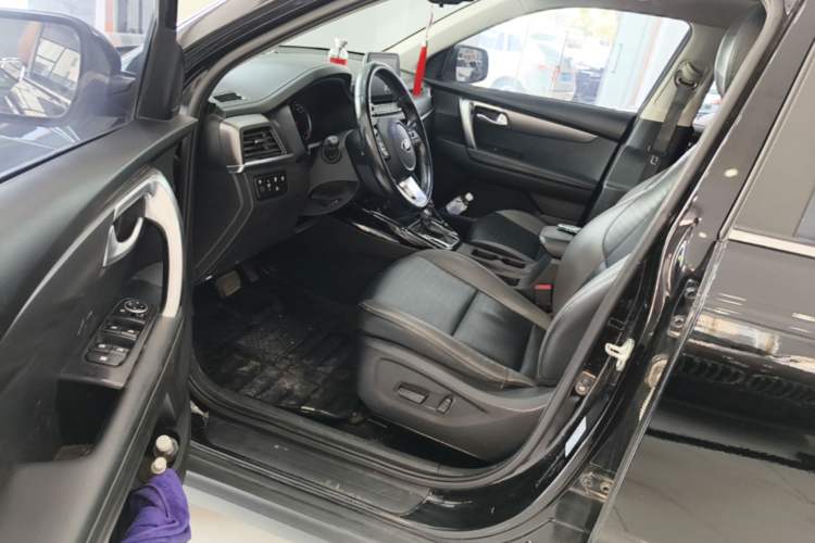 Used Kia Sportage R 2019 2.0L Automatic Smart Luxury Edition Driver Seat