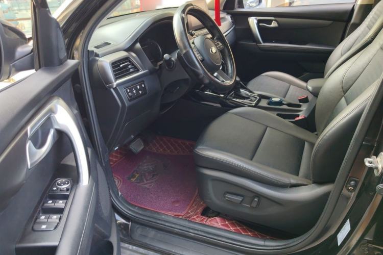 Used Kia Sportage R 2019 2.0L Automatic Smart Luxury Edition Driver Seat