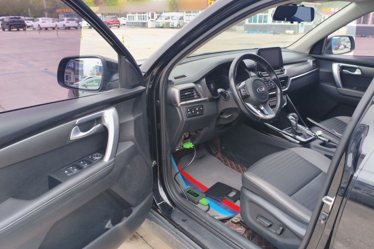 Used Kia Sportage R 2019 2.0L Automatic Smart Luxury Edition Driver Seat