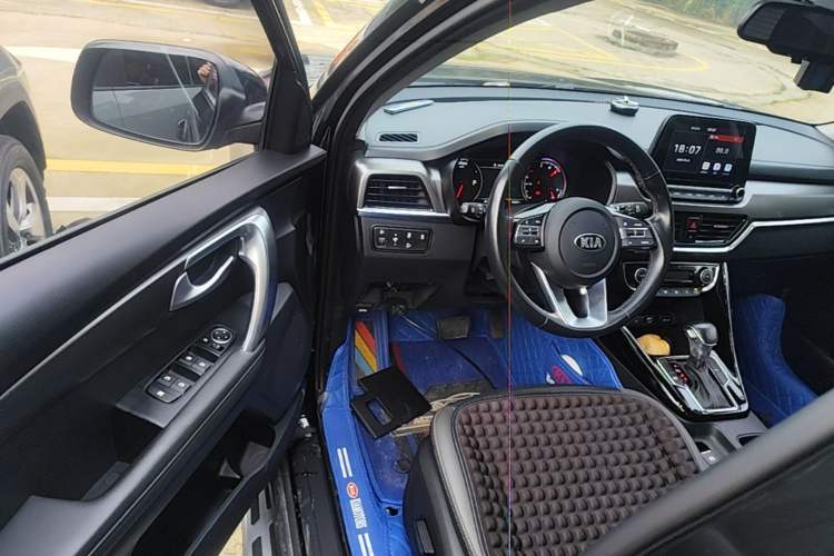 Used Kia Sportage R 2019 2.0L Automatic Smart Luxury Edition Driver Seat