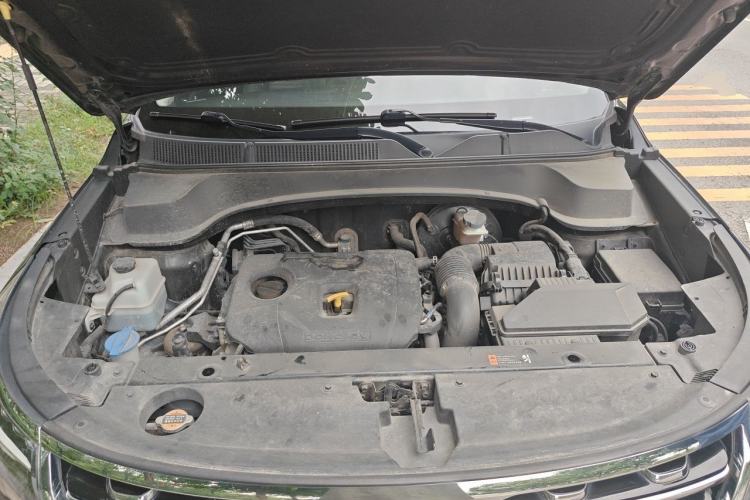 Used Kia Sportage R 2019 2.0L Automatic Smart Luxury Edition Engine Bay