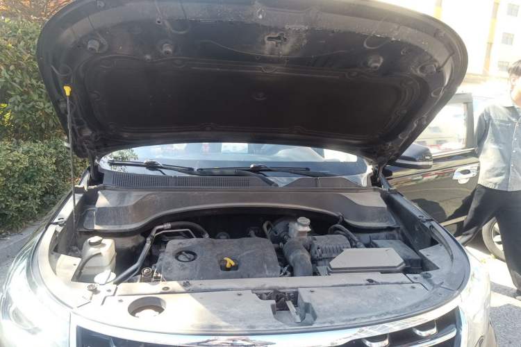 Used Kia Sportage R 2019 2.0L Automatic Smart Luxury Edition Engine Bay