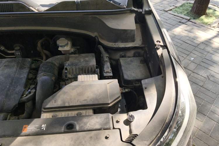Used Kia Sportage R 2019 2.0L Automatic Smart Luxury Edition Engine Bay Left