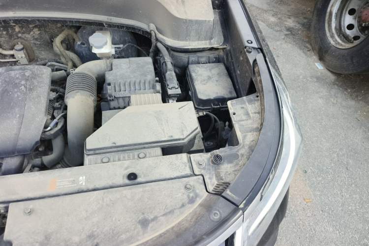 Used Kia Sportage R 2019 2.0L Automatic Smart Luxury Edition Engine Bay Left