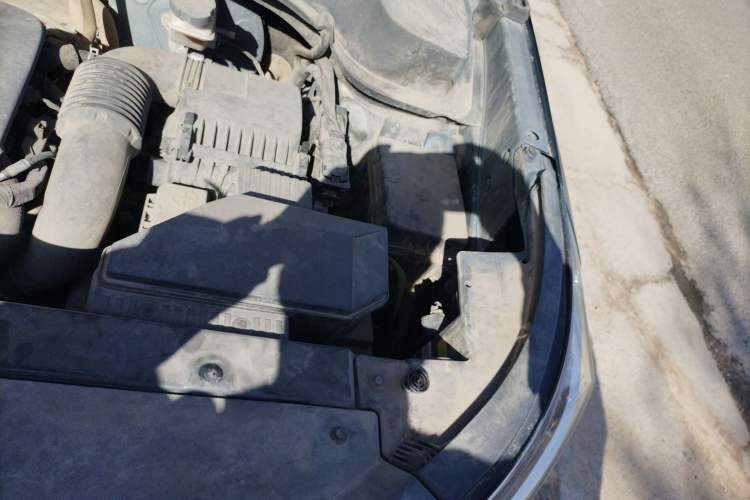 Used Kia Sportage R 2019 2.0L Automatic Smart Luxury Edition Engine Bay Left