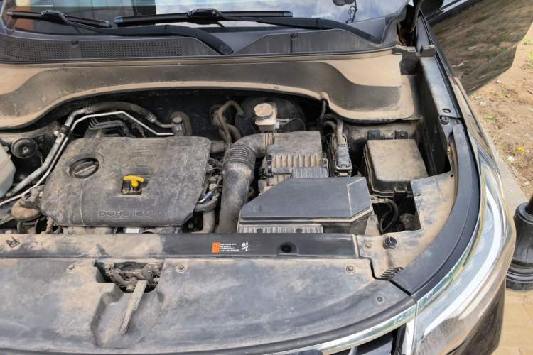 Used Kia Sportage R 2019 2.0L Automatic Smart Luxury Edition Engine Bay Left