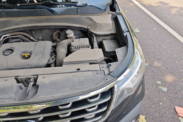 Used Kia Sportage R 2019 2.0L Automatic Smart Luxury Edition Engine Bay Left