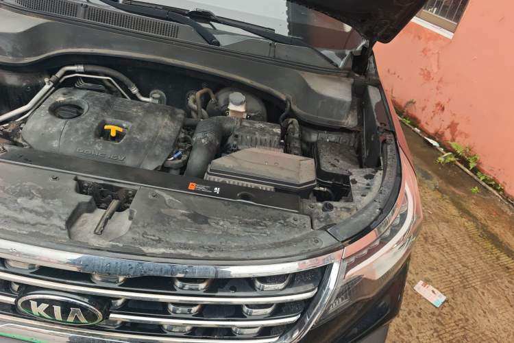 Used Kia Sportage R 2019 2.0L Automatic Smart Luxury Edition Engine Bay Left