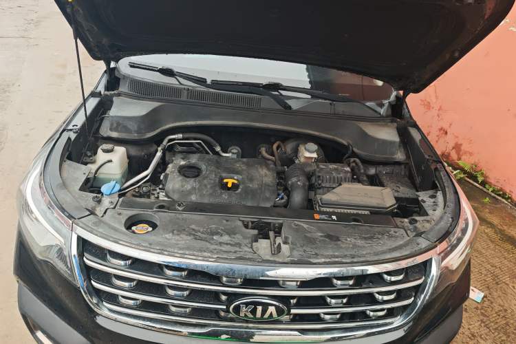 Used Kia Sportage R 2019 2.0L Automatic Smart Luxury Edition Engine Bay
