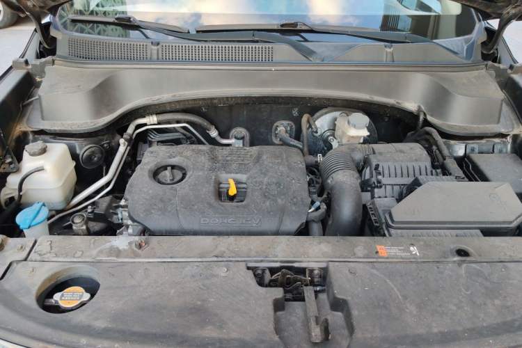 Used Kia Sportage R 2019 2.0L Automatic Smart Luxury Edition Engine Bay